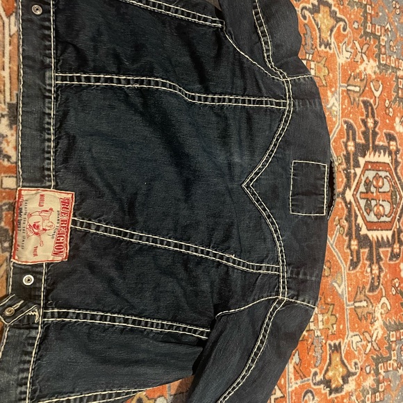 True Religion Men's Jimmy Super T Denim  Distressed Jean Jacket Size XL - Picture 3 of 9